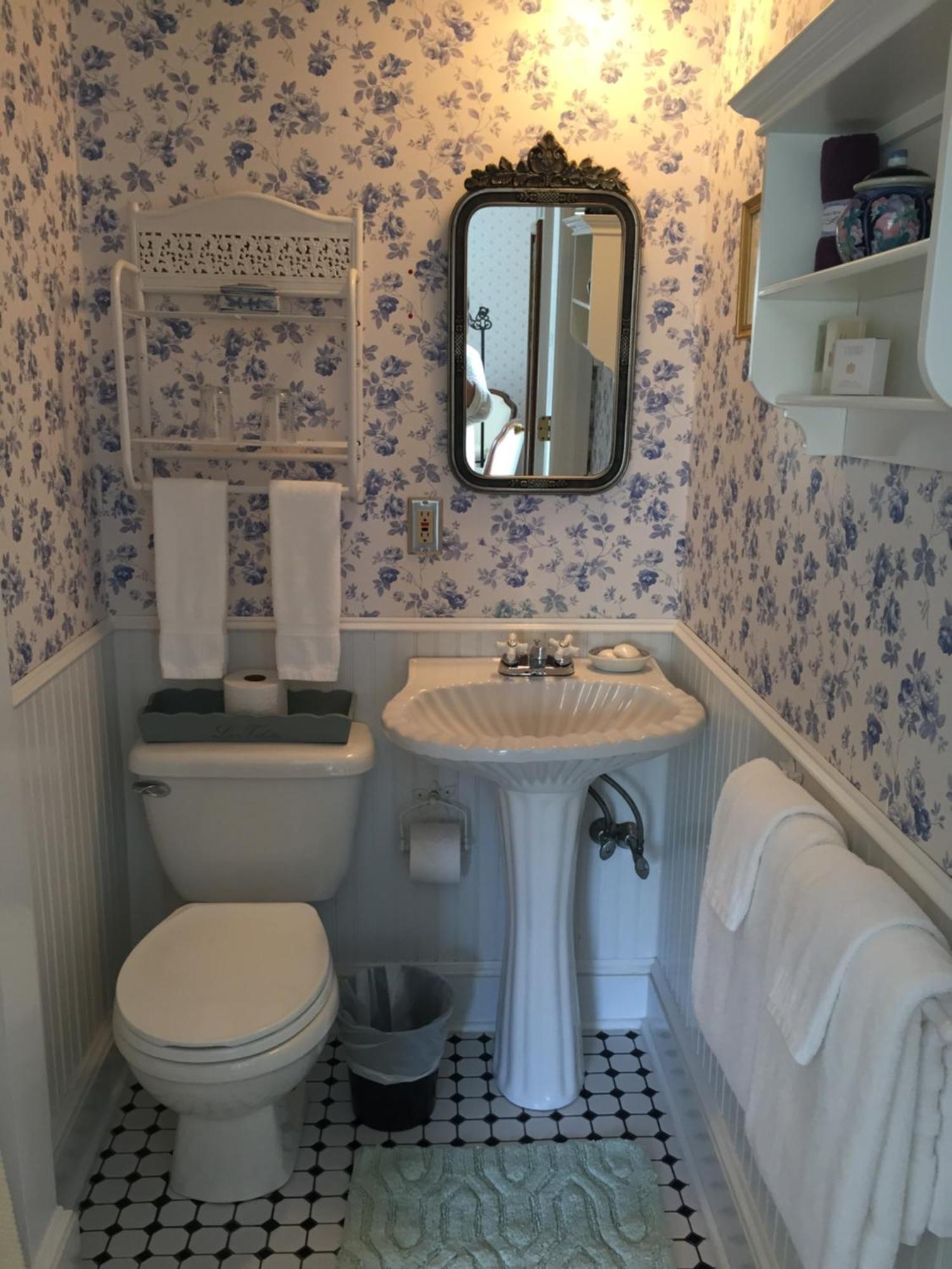 Bed and Breakfast Victorian By The Sea Lincolnville Exterior foto