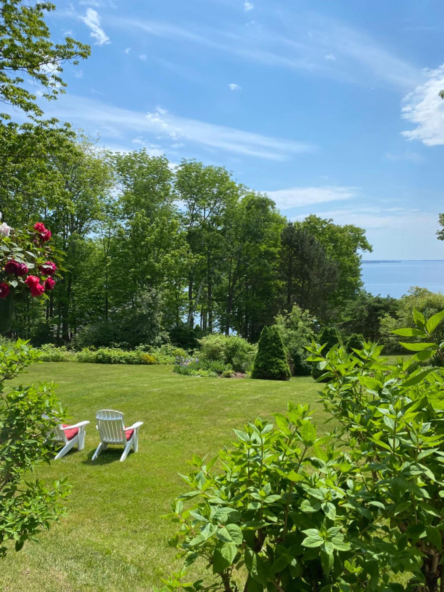 Bed and Breakfast Victorian By The Sea Lincolnville Exterior foto