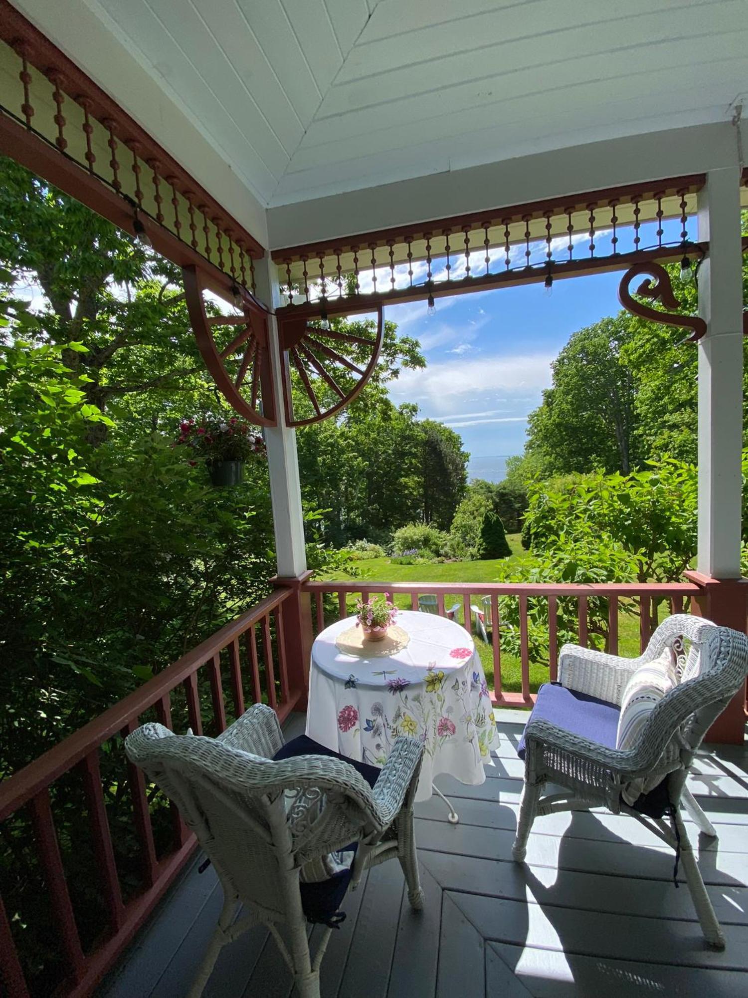 Bed and Breakfast Victorian By The Sea Lincolnville Exterior foto