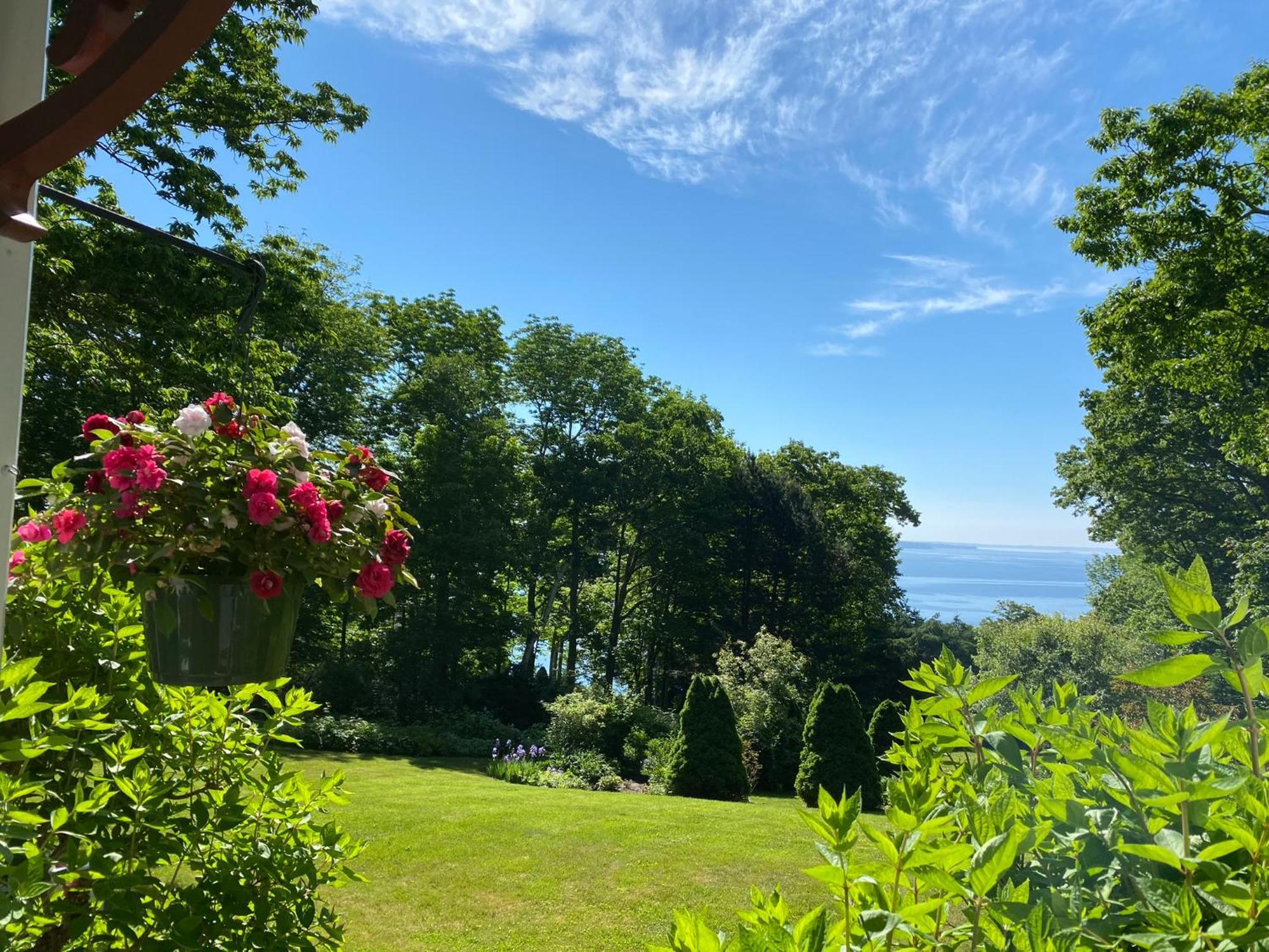 Bed and Breakfast Victorian By The Sea Lincolnville Exterior foto
